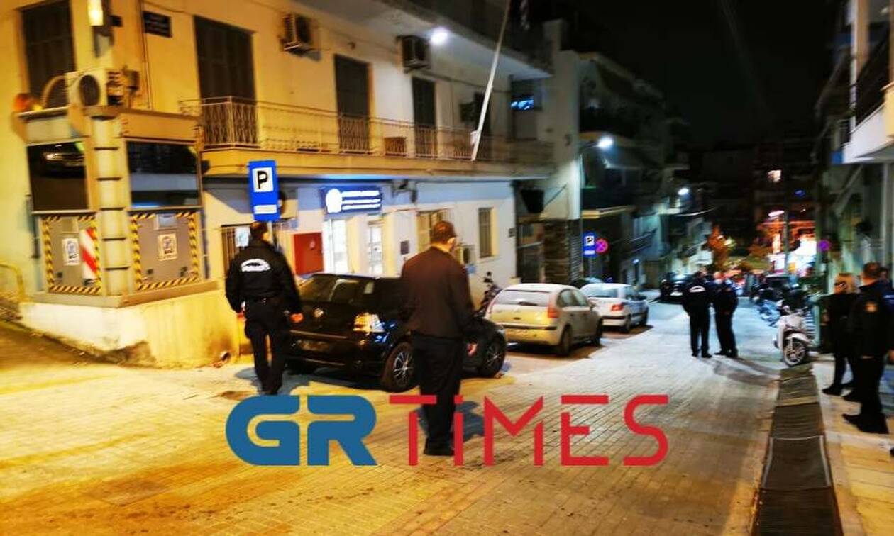 Θεσσαλονίκη: Καταδρομική επίθεση με μολότοφ κατά αστυνομικού τμήματος