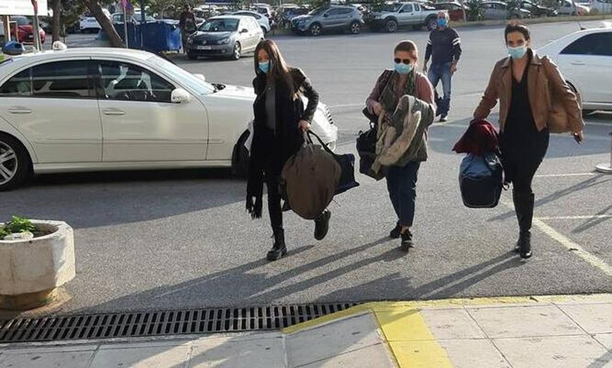 Συγκινητικές στιγμές: Αναχώρησαν για Θεσσαλονίκη οι 10 νοσηλεύτριες - «Ευχηθείτε μας καλή τύχη»