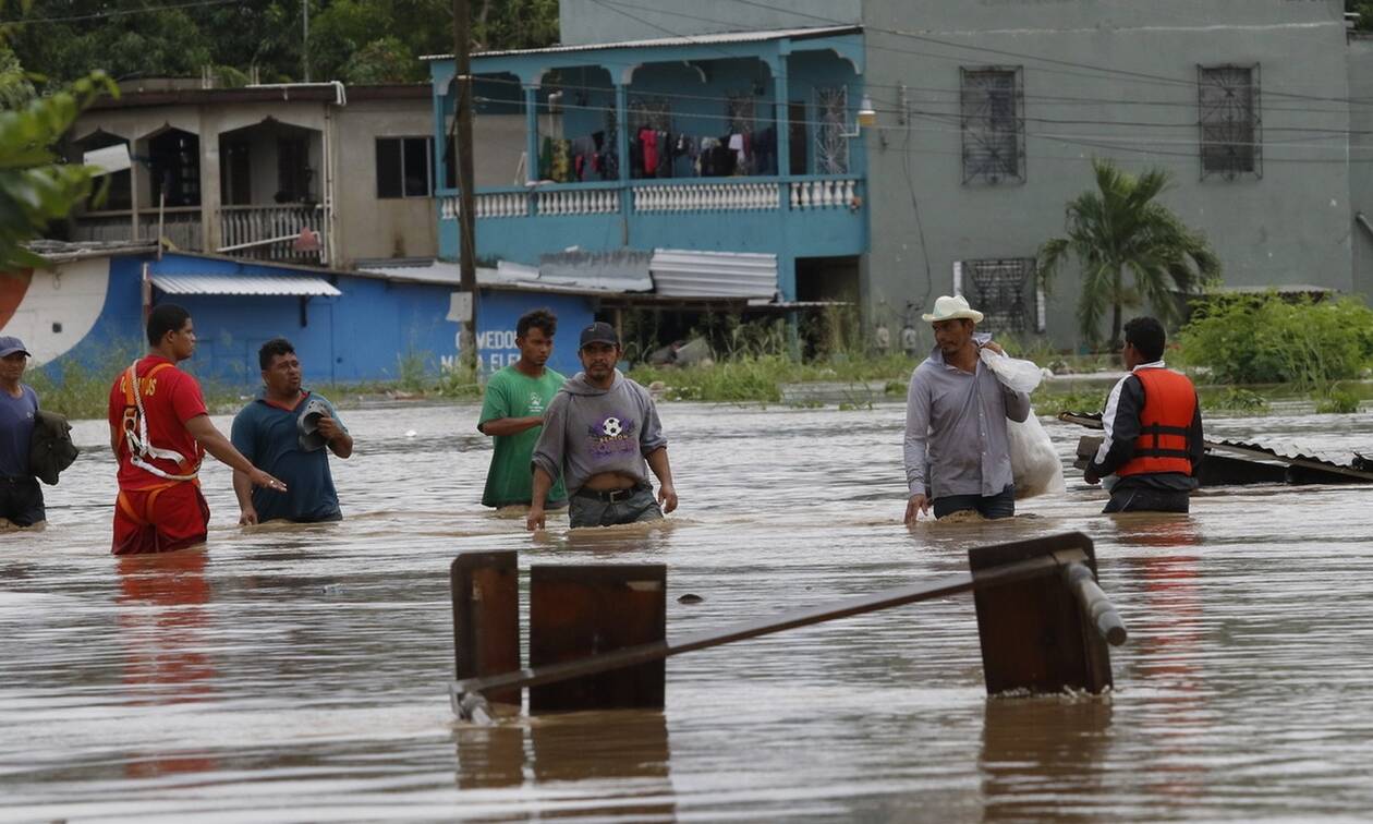 Κεντρική Αμερική: Η τροπική καταιγίδα Γιώτα εξασθενεί αφήνοντας πίσω της 14 νεκρούς