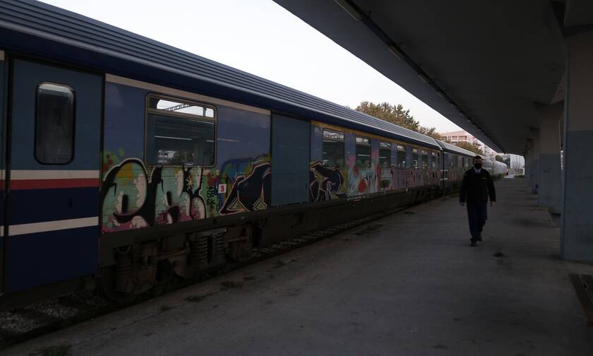 Μέσα στα τρένα του κορονοϊού - Έτοιμος ο μηχανισμός για μεταφορά ασθενών από Θεσσαλονίκη