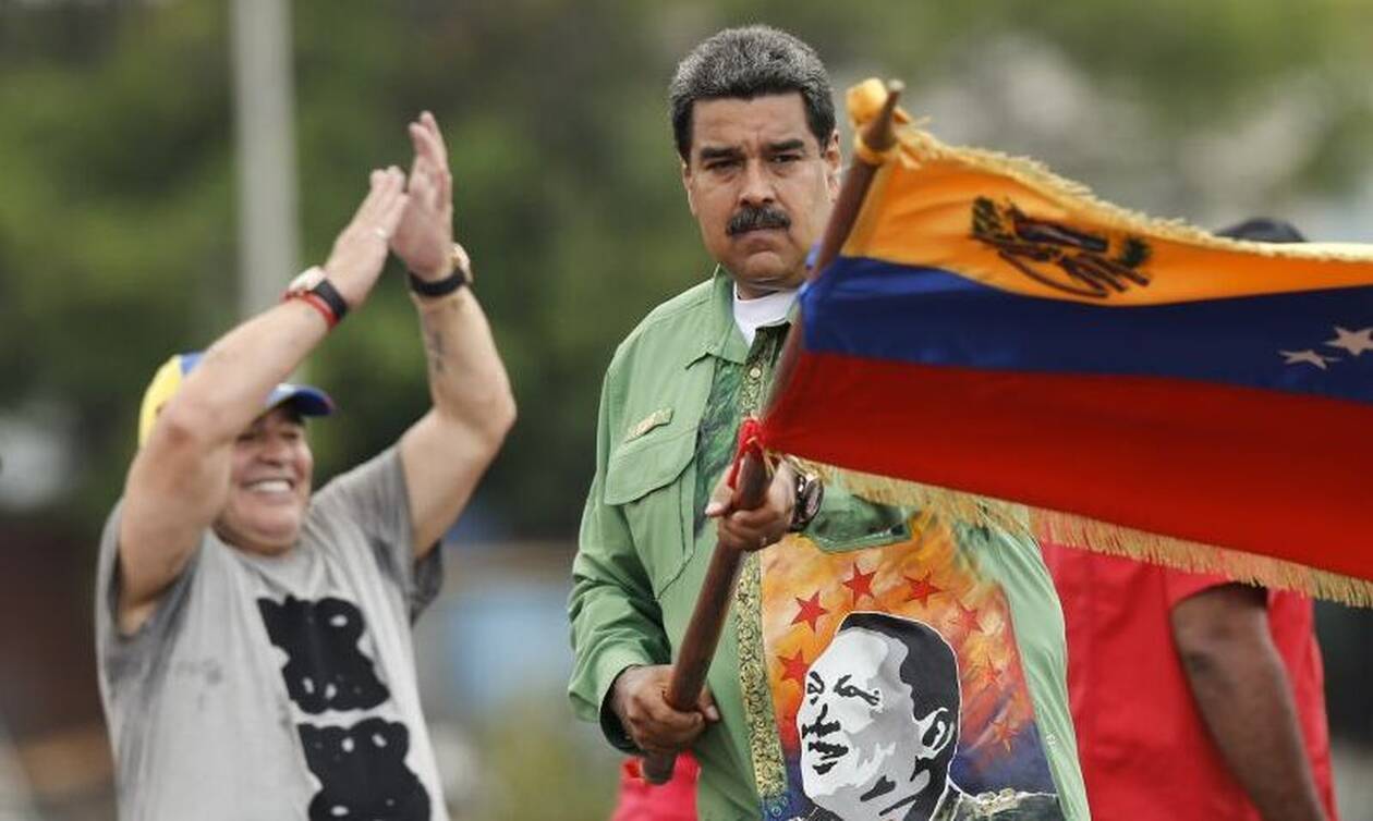Μαδούρο: Κολοσσιαίο χτύπημα ο θάνατος του Μαραντόνα – Τα τρόφιμα που έστελνε κρυφά στη Βενεζουέλα 