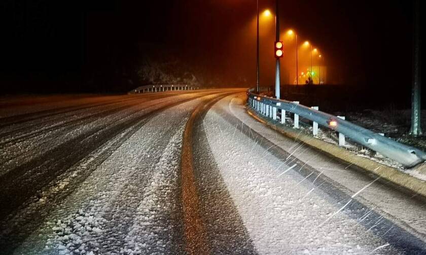 Κομοτηνή: Ισχυρή χιονόπτωση στον αυτοκινητόδρομο Νυμφαίας – Βουλγαρίας