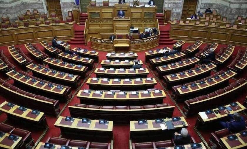 Βουλή: Ψηφίσθηκε το νομοσχέδιο για την πάταξη του λαθρεμπορίου