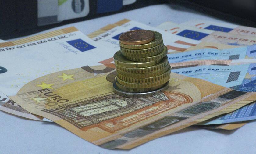 Επίδομα 800 ευρώ: Πότε θα πληρωθούν οι εργαζόμενοι σε πληττόμενες επιχειρήσεις