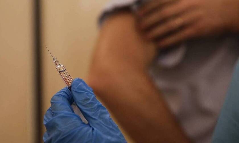 Εμβόλιο κορονοϊού: Πώς θα γίνει η ενημέρωση των πολιτών - Ποιοι θα εμβολιαστούν πρώτοι