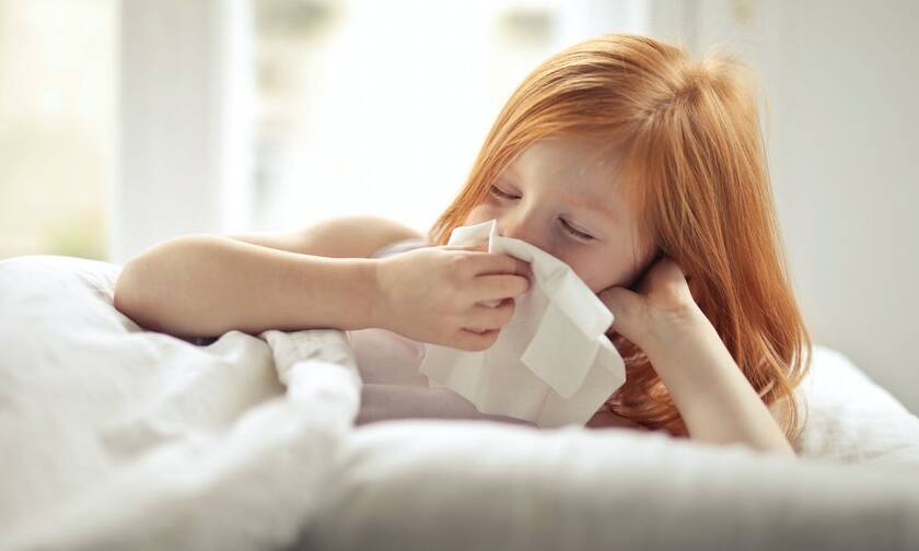 Τέσσερις τρόποι να «ρίξετε» τον πυρετό το παιδιού 