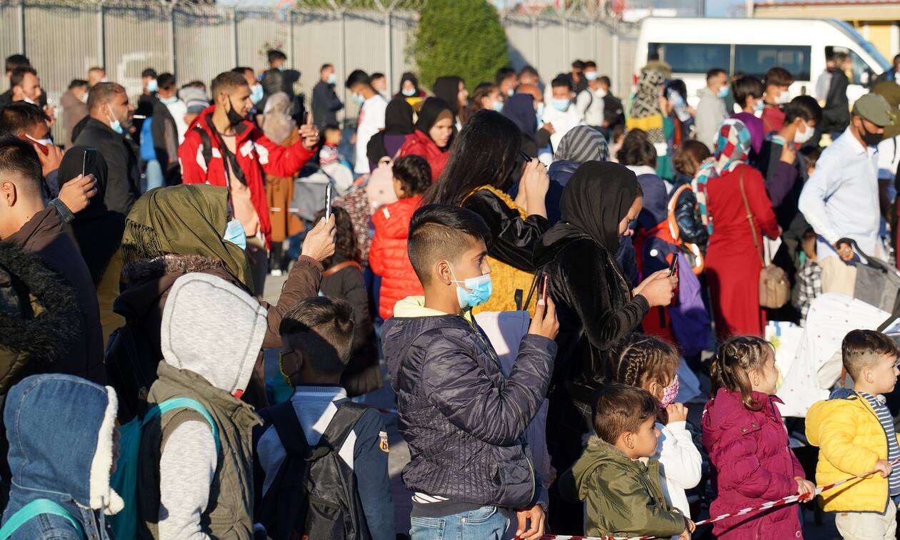 Λιγότεροι από 70.000 οι μετανάστες σε δομές - Μείωση 40% στις εκκρεμείς υποθέσεις ασύλου