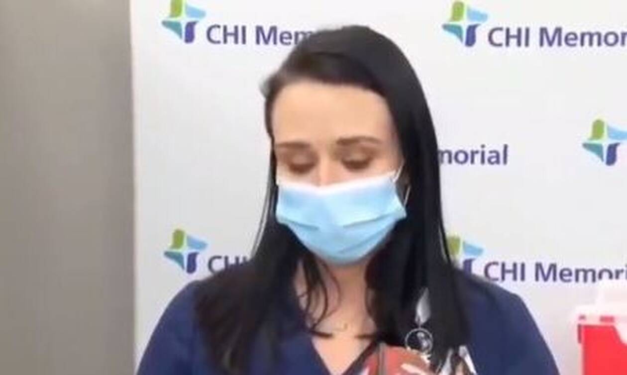 Kορονοϊός: Νοσοκόμα έκανε το εμβόλιο της Pfizer και λιποθυμησε απο το φόβο της (vid)