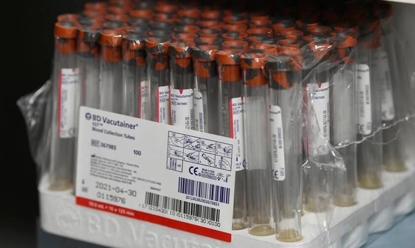 Κορονοϊός - ΗΠΑ: O FDA έδωσε άδεια κατεπείγουσας χρήσης και στο εμβόλιο της Moderna