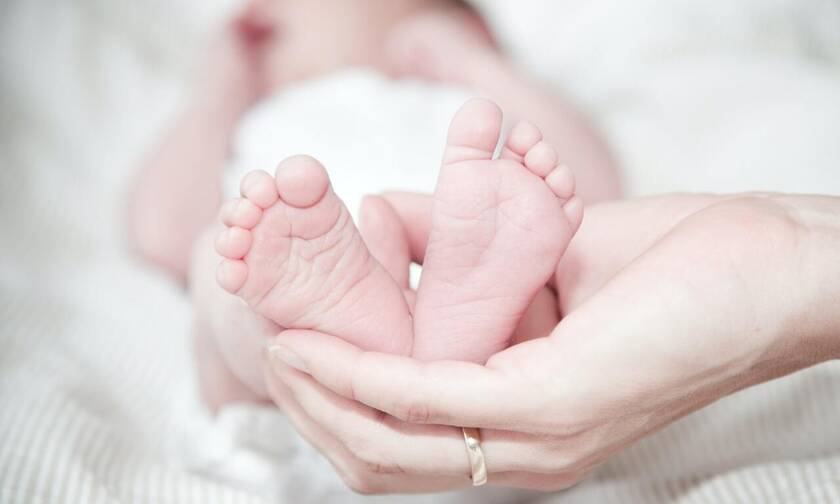 Ιαπωνία: «Επιστρατεύει» την τεχνητή νοημοσύνη κατά της υπογεννητικότητας