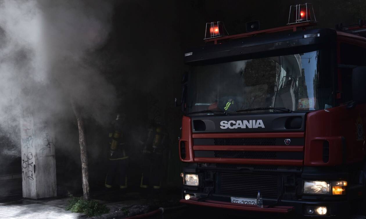 Φωτιά σε μονοκατοικία στο Τρίκορφο Πάργας - Ανασύρθηκε νεκρός 72χρονος
