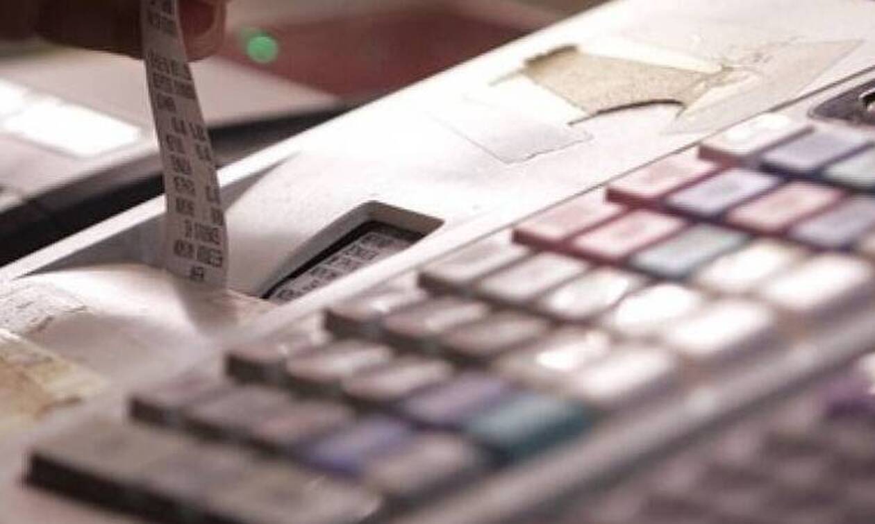 ΑΑΔΕ: Νέα παράταση για την απόσυρση των ταμειακών μηχανών