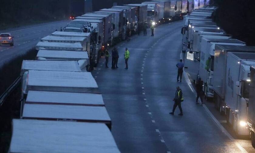 Γαλλία-Βρετανία: Mέχρι τις 6 Ιανουαρίου οι περιορισμοί στις μετακινήσεις