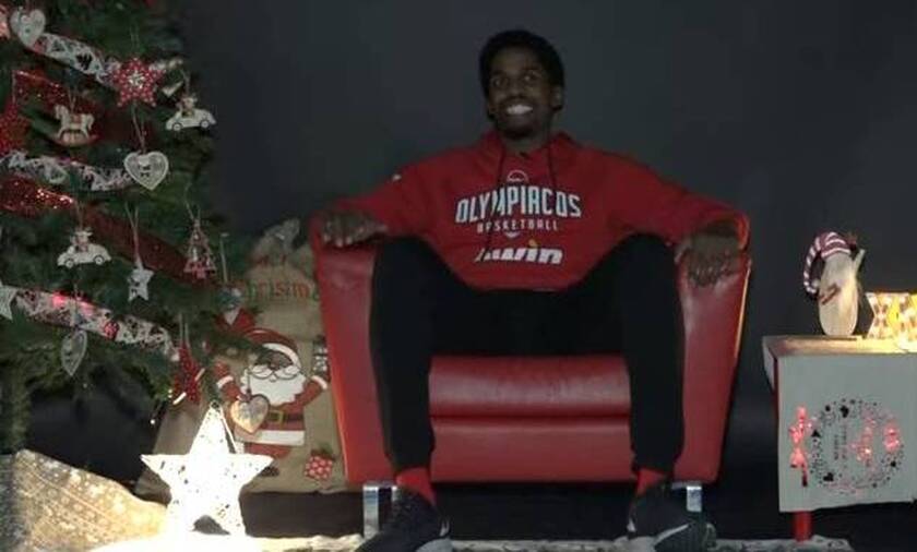 Ολυμπιακός: Οι παίκτες τραγουδούν χριστουγεννιάτικα - Από Βανδή μέχρι Ρούντολφ το ελαφάκι (video)