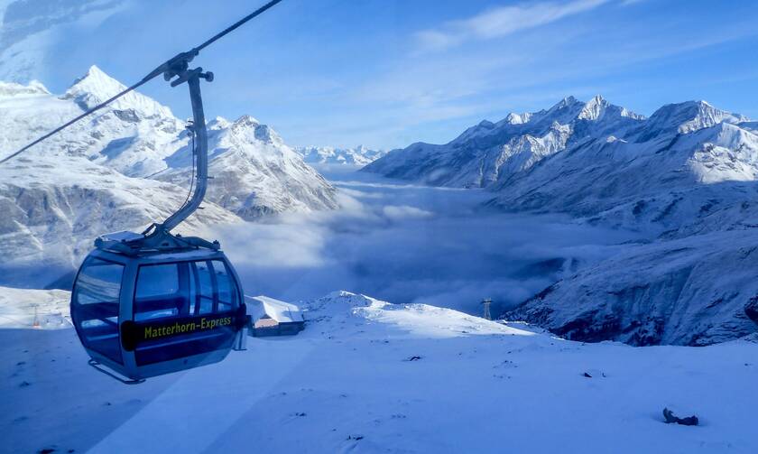 Κορονοϊός - Ελβετία: Βρετανοί τουρίστες το έσκασαν από την καραντίνα σε ελβετικό χιονοδρομικό κέντρο