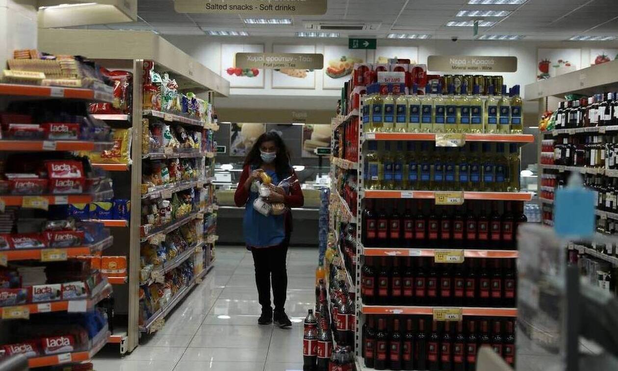 Σούπερ μάρκετ - Καταστήματα: Με ποια ωράρια θα λειτουργήσουν μέχρι και την Πρωτοχρονιά