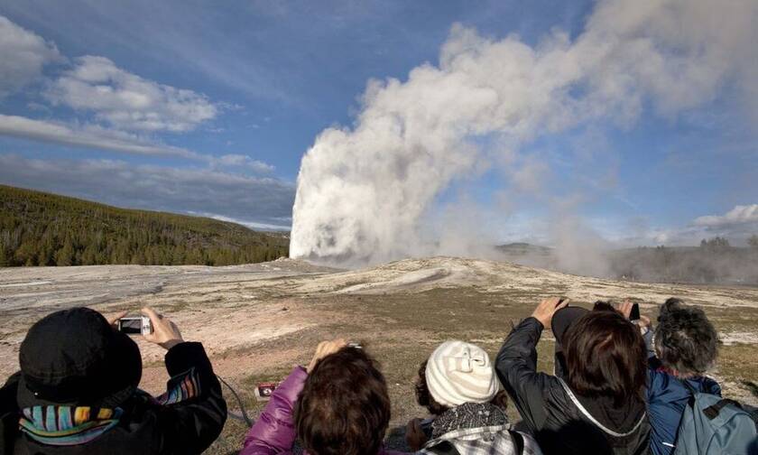 Συναγερμός: «Ξύπνησε» το ηφαίστειο του Yellowstone