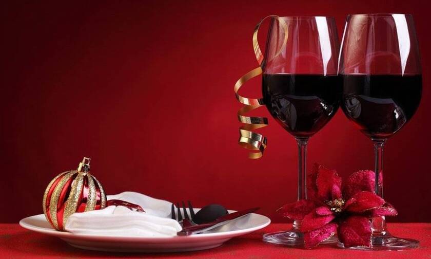 Αλκοόλ: Πόσες θερμίδες δίνουν τα ποτά των εορτών