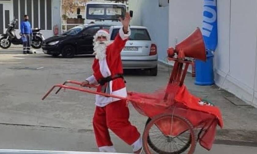 Εύβοια: Ο Άγιος Βασίλης είπε τα κάλαντα και μοίρασε ευχές