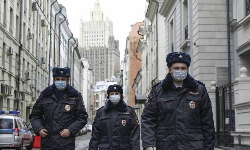 Μόσχα - Κορονοϊός: Περισσότεροι από 800.000 άνθρωποι έχουν μέχρι στιγμής εμβολιαστεί κατά του ιού