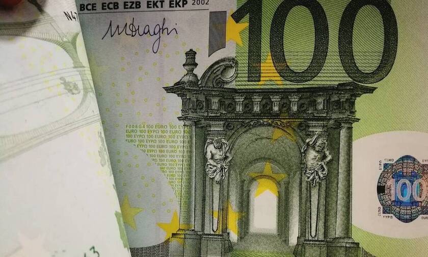 Στα 168,679 δισ. ευρώ ανήλθαν οι καταθέσεις στις ελληνικές τράπεζες