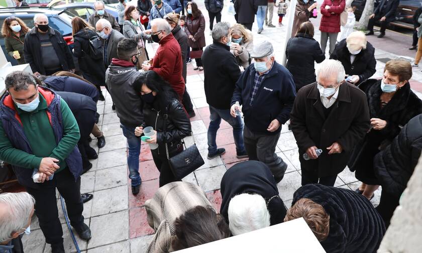 Κορονοϊός: «Μαύρη» πρόβλεψη από Δερμιτζάκη – Η Ελλάδα θα είναι σε lockdown αρκετό καιρό