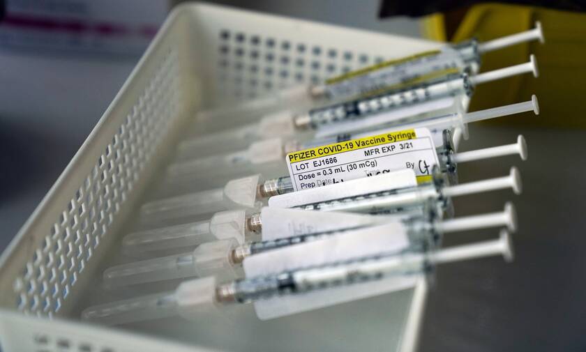 Εμβόλιο Pfizer: Γιατρός πέθανε 16 ημέρες μετά τον εμβολιασμό