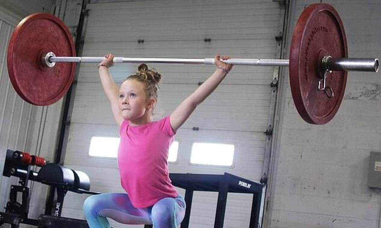Το πιο δυνατό κορίτσι στον κόσμο: Εφτάχρονη σηκώνει 80 κιλά και ονειρεύεται Ολυμπιακούς Αγώνες!