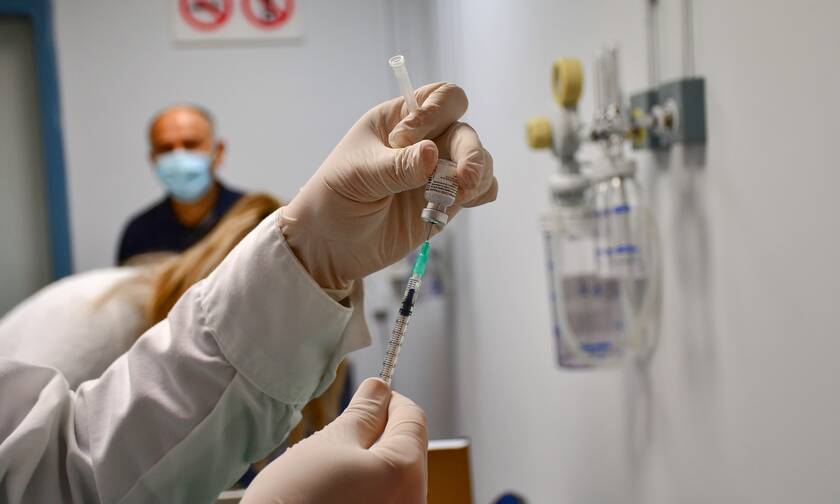 Γεραπετρίτης: Στόχος μας οι 30.000 εμβολιασμοί ημερησίως