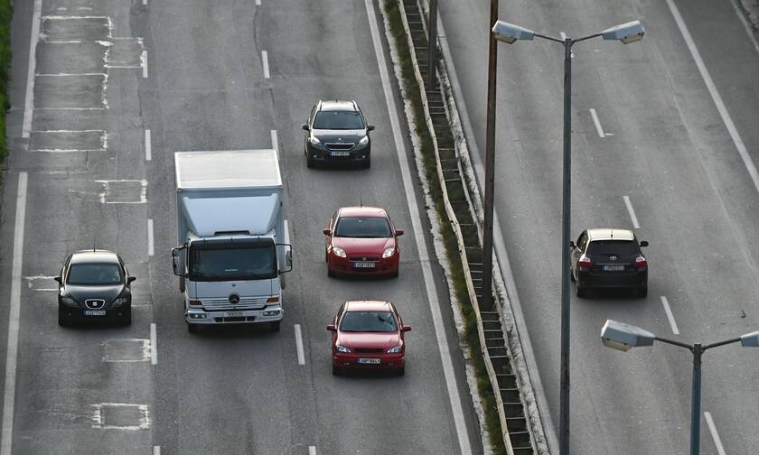 Κατάθεση πινακίδων: Πάνω από 25.000 οι αιτήσεις για ψηφιακή ακινησία οχημάτων
