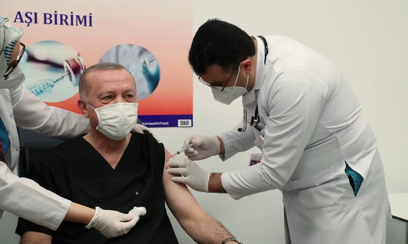 Ερντογάν: «Σύντομα θα εμβολιάσουμε όλους τους πολίτες της Τουρκίας» (vid+pics)