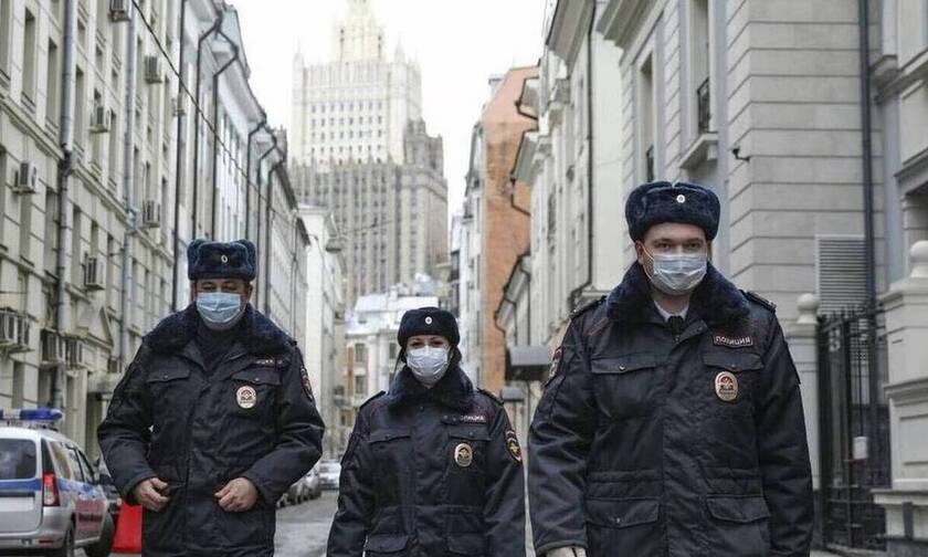 Ρωσία - Κορονοϊός: Καταγράφηκαν 481 νέοι θάνατοι και 23.586 νέες μολύνσεις 