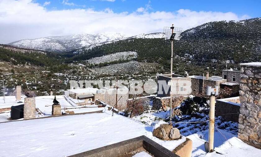 Ρεπορτάζ Newsbomb.gr: Μαγικές εικόνες από τη χιονισμένη Χίο (pics)