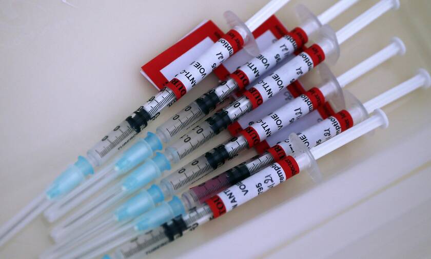 Κορονοϊός: Η Pfizer μειώνει τις παραδόσεις εμβολίων έως 50% σε ορισμένες χώρες της ΕΕ