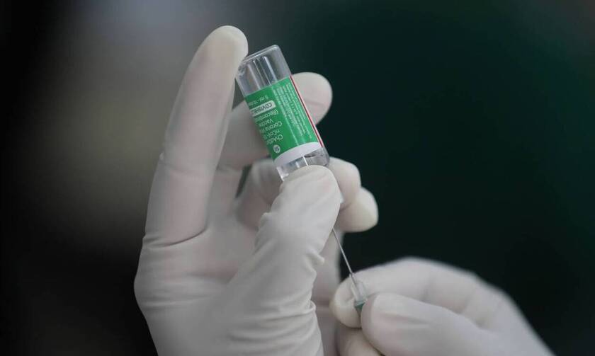 Kορονοϊός: Η ΕΕ βάζει «φρένο» στις εξαγωγές εμβολίων 