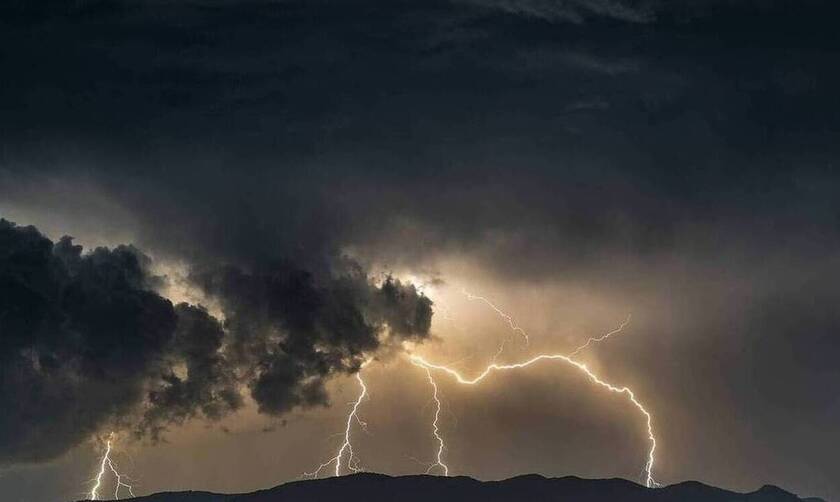 Έκτακτο δελτίο επιδείνωσης καιρού - ΕΜΥ: Έρχονται ισχυρές καταιγίδες και χαλαζοπτώσεις