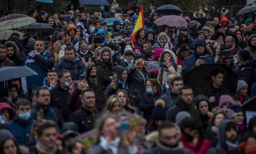 Κορονoϊός - Ισπανία: Ξεπέρασαν τα 3 εκατομμύρια τα κρούσματα