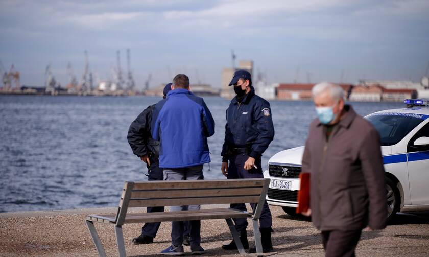 Lockdown στη Θεσσαλονίκη «δείχνει» ο Εξαδάκτυλος: Τη Δευτέρα θα έχει μια άλλη κατάσταση