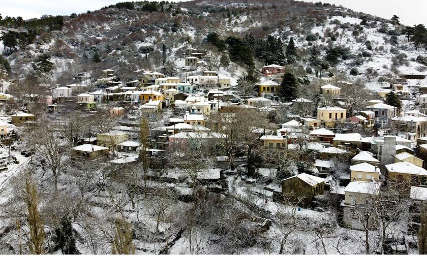 Η «Μήδεια» πάνω από τη χώρα: Χιονοπτώσεις και τσουχτερό κρύο στη Β. Ελλάδα - Χιόνια και στην Αττική