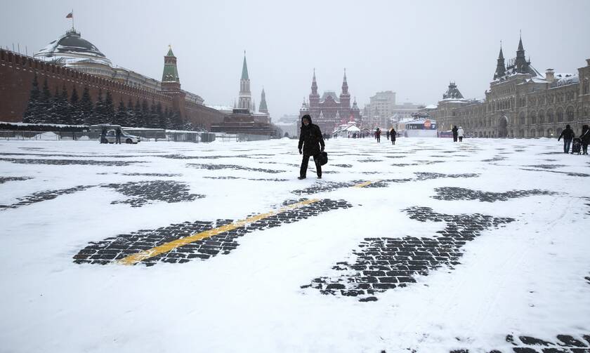 Σφοδρή χιονόπτωση στη Μόσχα – Εντυπωσιακές εικόνες από την ρωσική πρωτεύουσα 
