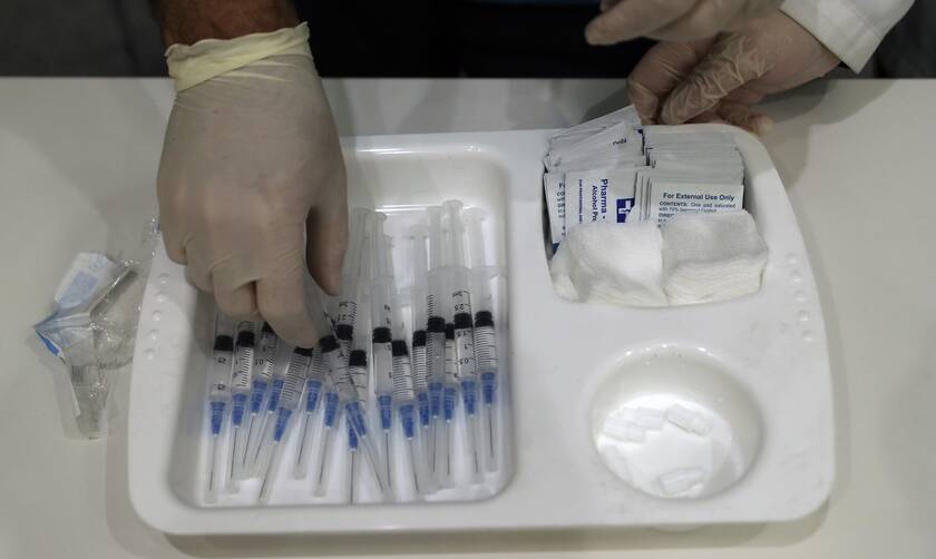 Κορονοϊός - Ισραήλ: Το εμβόλιο της Pfizer «νικά» τον ιό - Μείωση 94% των συμπτωματικών φορέων 