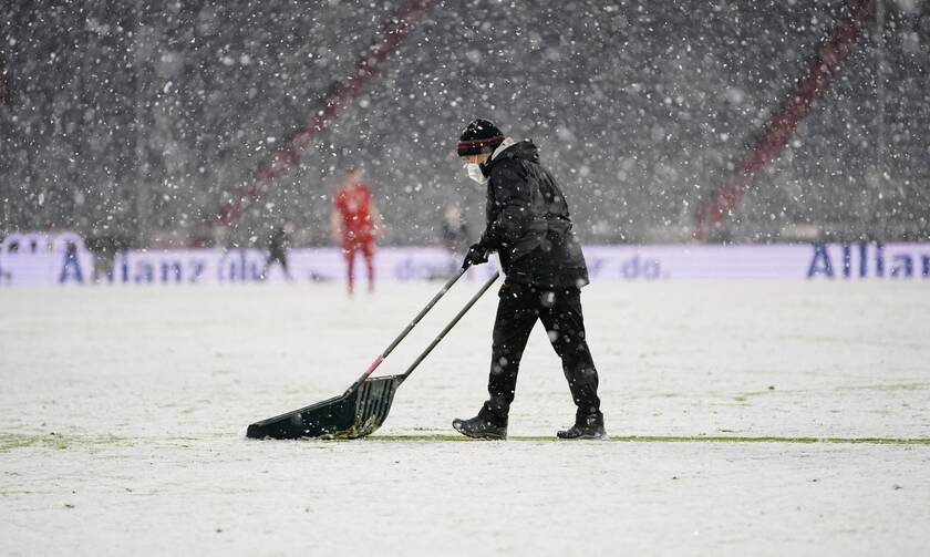 Bundesliga: Απίστευτη χιονόπτωση στο Μόναχο! Διακοπή στο ματς της Μπάγερν (video+photos)