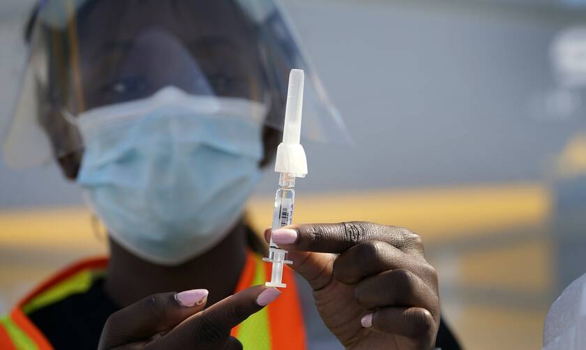 Εμβόλιο κορονοϊού: «Βόμβα» επιστημόνων για τη νοτιοαφρικανική μετάλλαξη 
