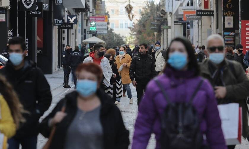 Κορονοϊός - Βατόπουλος: Οπωσδήποτε χρήσιμη η διπλή μάσκα σε σημεία συνωστισμού