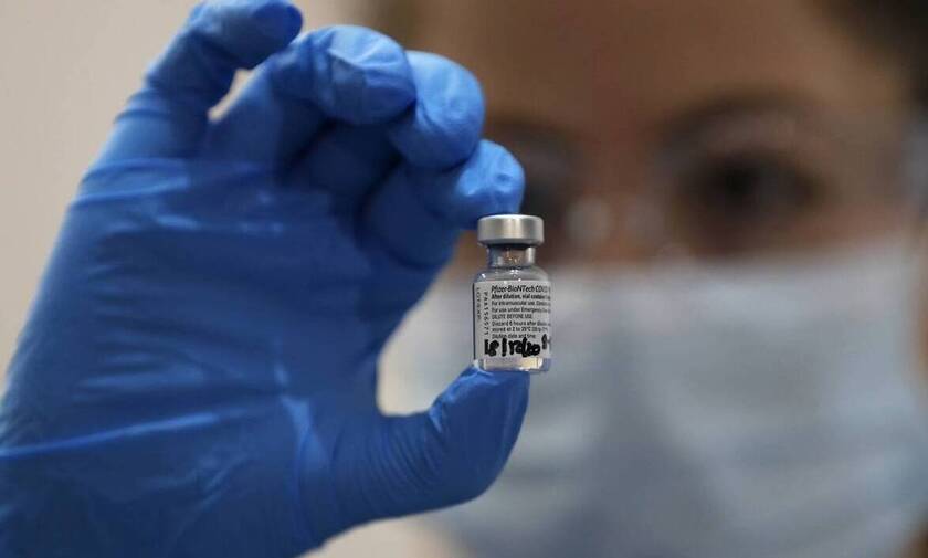 Λινού για πιστοποιητικό εμβολιασμού: «Πρέπει να αντιμετωπιστεί το θέμα ανισότητας προκαταβολικά»