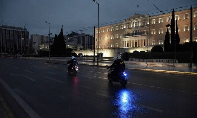 Κρούσματα σήμερα: Σταθερά προβληματική η Αττική με 553 νέα - Ανησυχία για τα 111 στη Θεσσαλονίκη