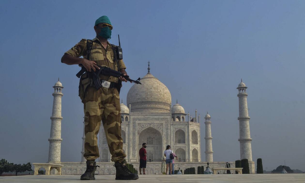 Συναγερμός στην Ινδία: Εκκενώνεται το Ταζ Μαχάλ μετά από απειλή για βόμβα