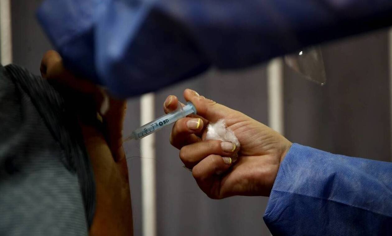 Εμβόλιο κοτονοϊού: Περισσότεροι από 5 εκατομμύρια Ρώσοι ολοκλήρωσαν την πρώτη φάση εμβολιασμού