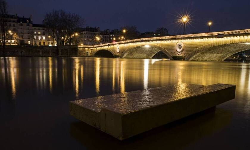 Θρίλερ στο Παρίσι: 14χρονη βρέθηκε νεκρή στον Σηκουάνα - Την χτύπησαν και την πέταξαν στον ποταμό