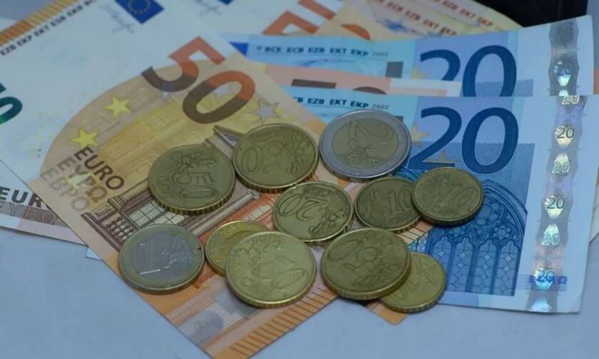 Ενίσχυση 400 ευρώ: Τότε θα πάρουν τα χρήματα ελεύθεροι επαγγελματίες και επιστήμονες